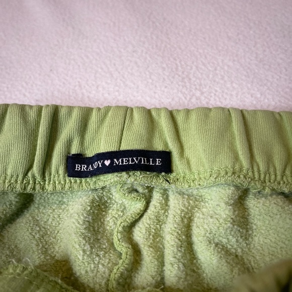 Brandy Melville Rosa Sweatpants - Picture 4 of 5